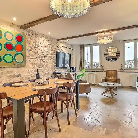 Garance Apartmán *